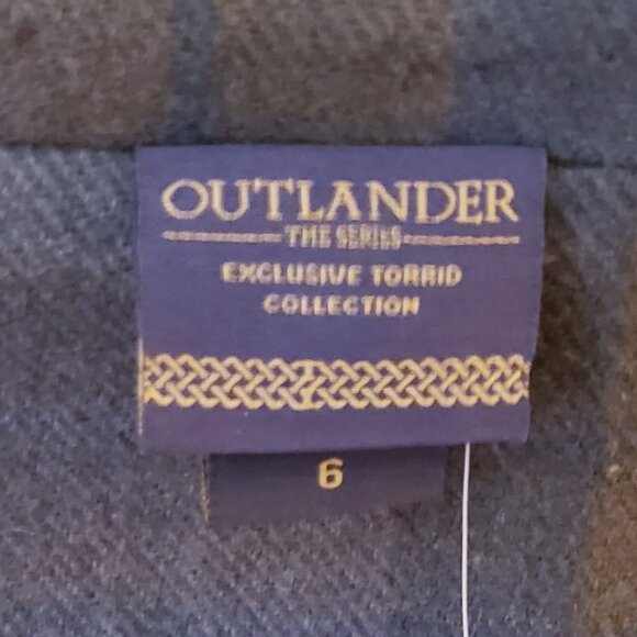 OUTLANDER SERIES EXCLUSIVE TORRID COLLECTION TARTAN GREEN PLAID FIT &FLARE COAT - Picture 7 of 12